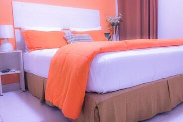 هتل Canarias Bed & Breakfast