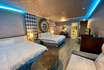 Huang Xing Motel