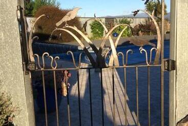 Languor B&b