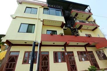 پانسیون Begnas Coffee House &