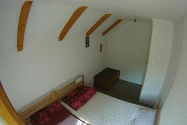 پانسیون Guesthouse Letnja Basta