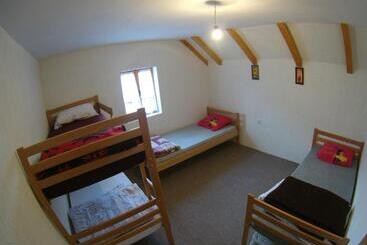 پانسیون Guesthouse Letnja Basta