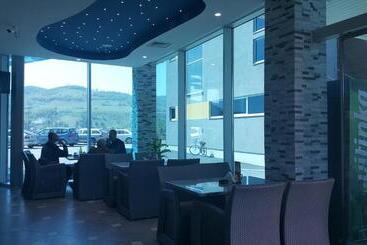 استراحتگاه Motel Edeka