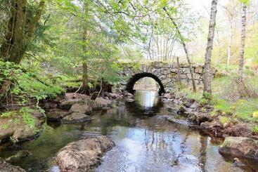 هاستل Fosseland Gjestegård