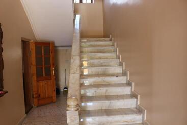 هاستل Guest House Lazika