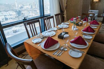 Al Safwah Hotel First Tower 1