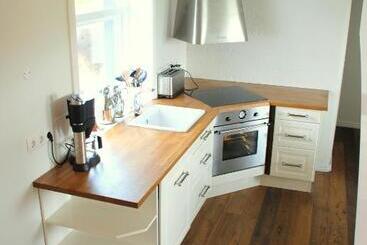 پانسیون Grand Guesthouse Gardakot