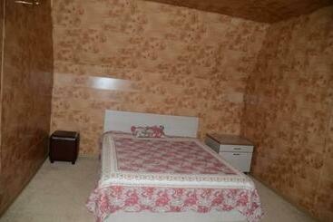 پانسیون Guest House Fairy Tale