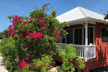 استراحتگاه Neptune Villas