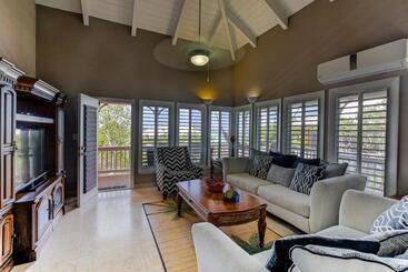 استراحتگاه Neptune Villas