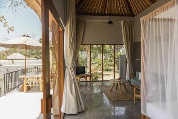 استراحتگاه Sanglung Villas & Suites