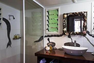 Seabreeze Resort Samoa – Exclusively For Adults