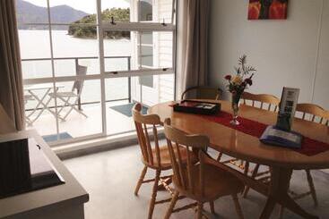 Te Mahia Bay Resort
