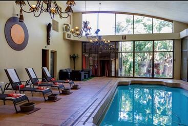Bloem Spa Hotel & Conference