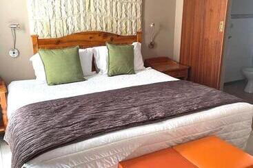 Bloem Spa Hotel & Conference