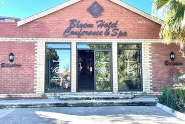 Bloem Spa Hotel & Conference
