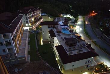هتل Hacienda Samana Bay