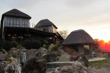هتل Addo Dung Beetle Guest Farm