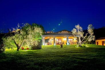 هتل Agriturismo Mulin Di Mezzo