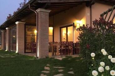 هتل Agriturismo Mulin Di Mezzo