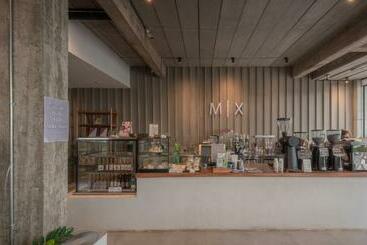 هتل Mix Cafe X Bed D