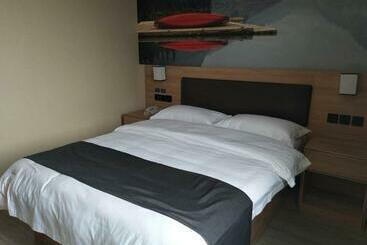 Thank Inn Plus Hotel Anhui Chizhou Jiuhuashan Scenic Area Yonghua Road