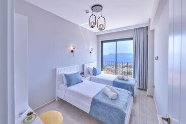 Mare Vista Suite Apart