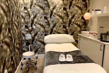 پانسیون Alluvia Boutique Winery & Luxury Accommodation