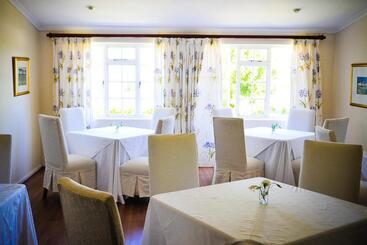 پانسیون Lyngrove Wines & Guesthouse