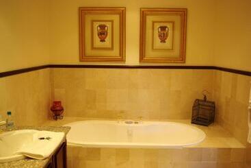 پانسیون Lyngrove Wines & Guesthouse