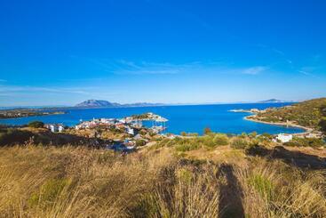 Thomas Suites Datca
