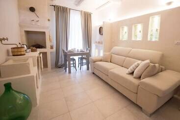 تختخواب و صبحانه Masseria Messapia Wine Resort & Spa
