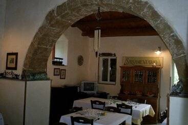 هتل Agriturismo Terra Di Pace