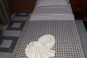 هتل Bamboo Garden Bussiness Inn