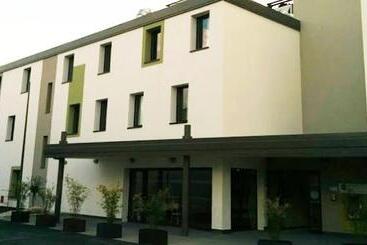 B&b Hotel Aubenas