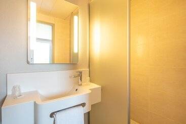B&b Hotel Saint Jean De Maurienne