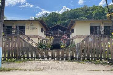 酒店 Pousada Canto De Itamambuca