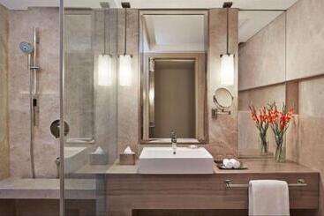 酒店 Courtyard By Marriott Bilaspur