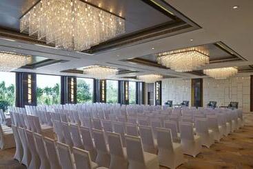 酒店 Courtyard By Marriott Bilaspur