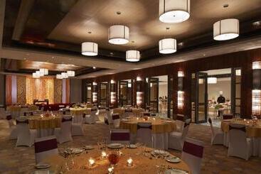 酒店 Courtyard By Marriott Bilaspur