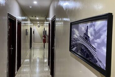 هتل Crown Palace Inn