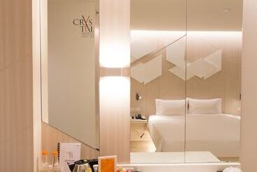 Crystal Hotel Hat Yai