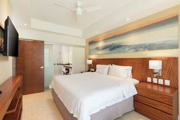 هتل Hampton Inn & Suites By Hilton Los Cabos