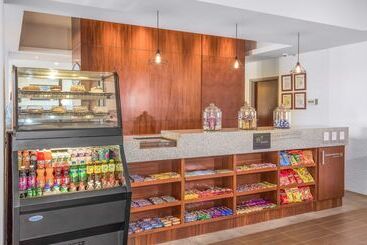 هتل Hampton Inn & Suites By Hilton Los Cabos