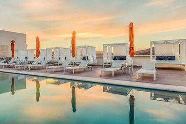 هتل Hampton Inn & Suites By Hilton Los Cabos