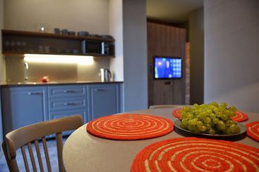 هتل La Gioia Grey Stylish Apartments
