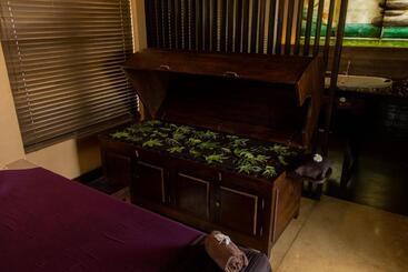 Terrace Green Hotel & Spa