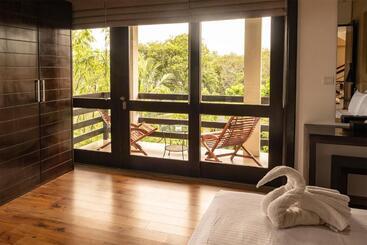 Terrace Green Hotel & Spa