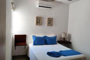 هتل Vela S Condos Ocean Front