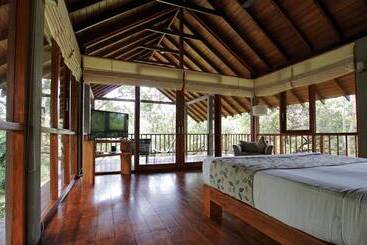 هتل Wild Grass Nature Resort
